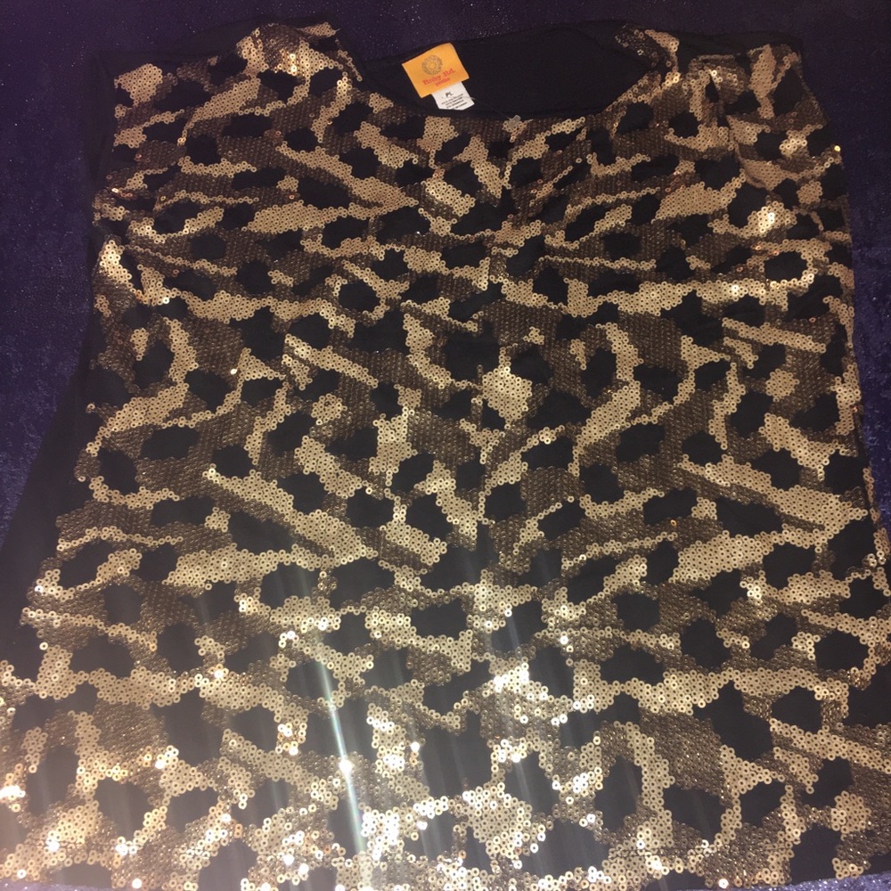 Y2K Ruby Rd. sequin leopard top